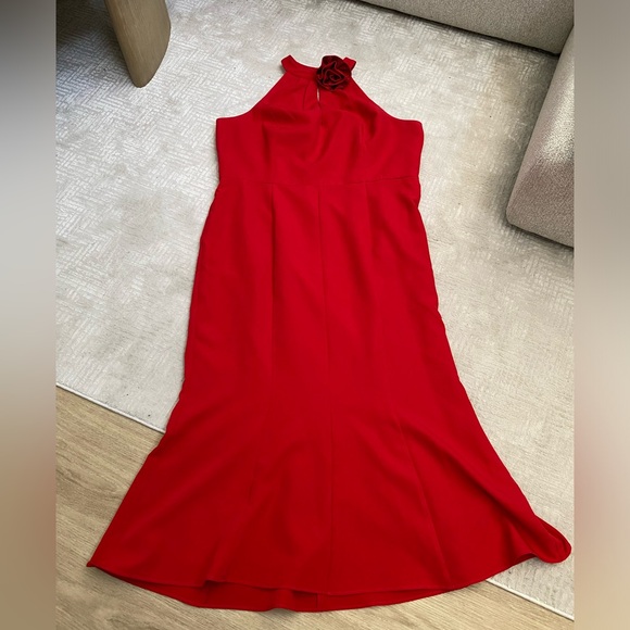 NWT City Chic Iliana Dress in Cherry Size 18 Red with Crystal Flower Detail - Picture 5 of 16